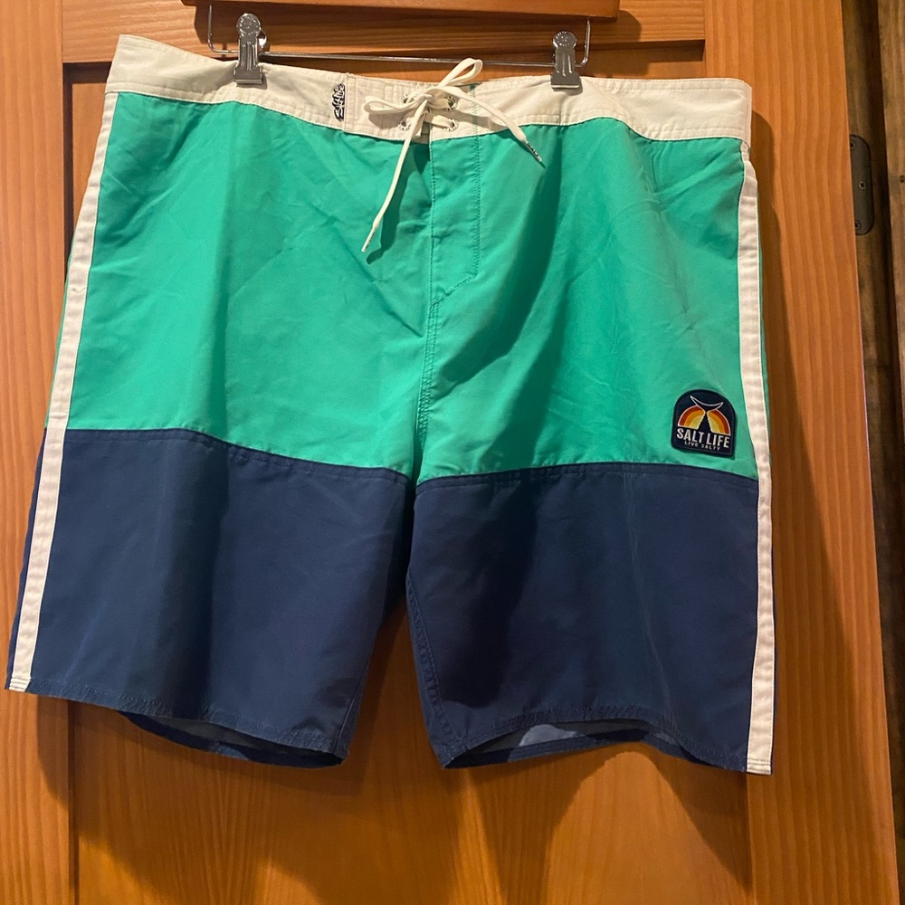 Salt Life Men's Color Block Boardshorts NWT